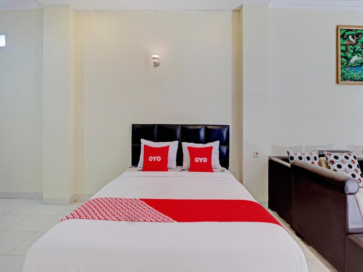 Capital O 90407 Wisma Bahtera Hotel Cirebon Dış mekan fotoğraf
