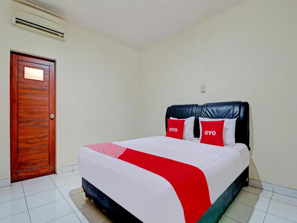 Capital O 90407 Wisma Bahtera Hotel Cirebon Dış mekan fotoğraf