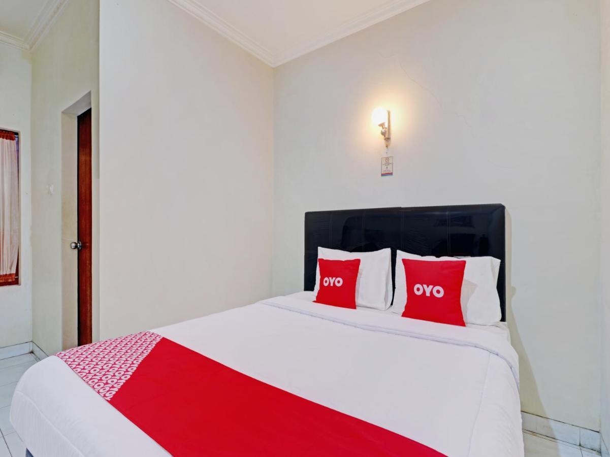 Capital O 90407 Wisma Bahtera Hotel Cirebon Dış mekan fotoğraf