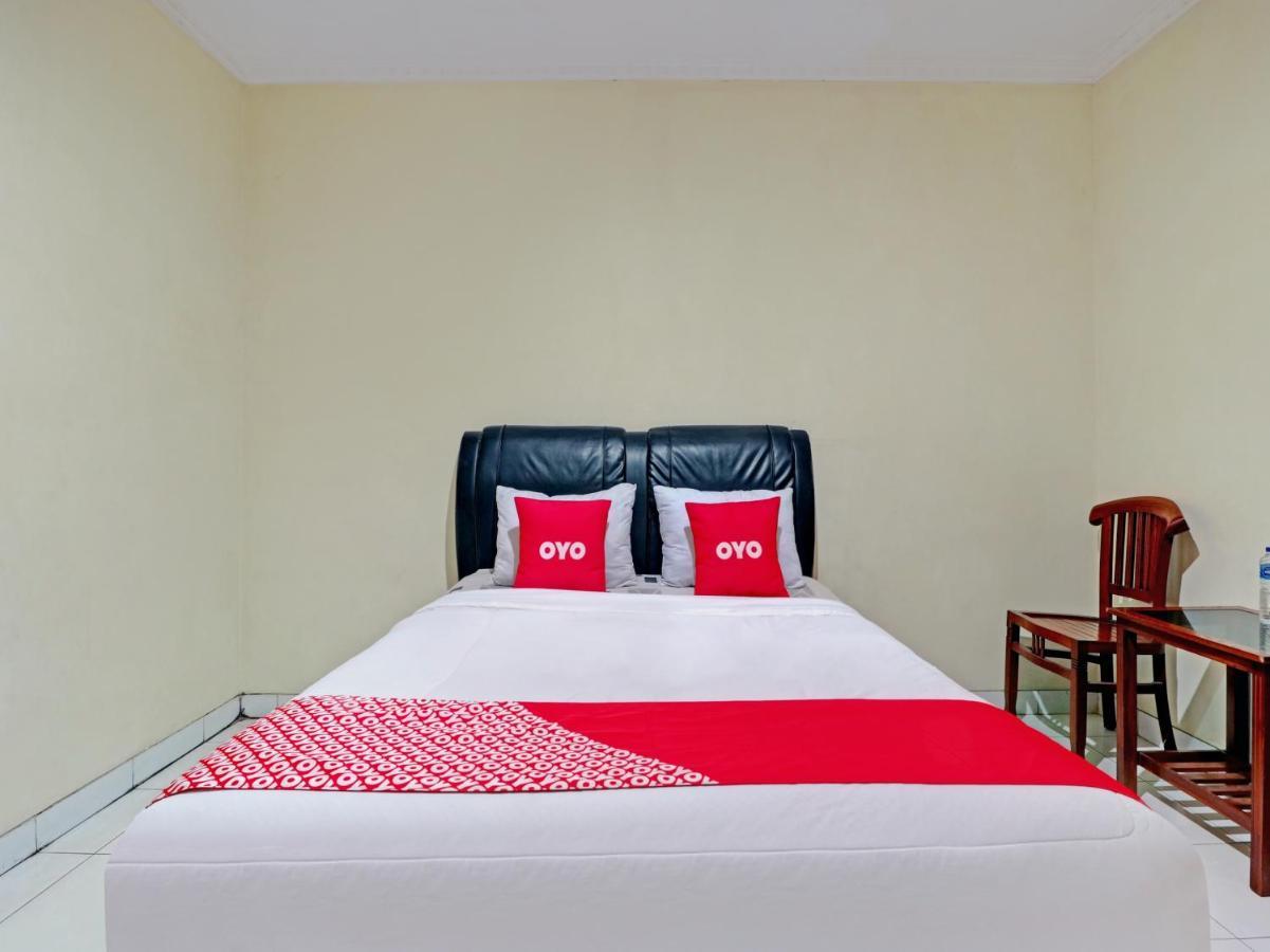 Capital O 90407 Wisma Bahtera Hotel Cirebon Dış mekan fotoğraf
