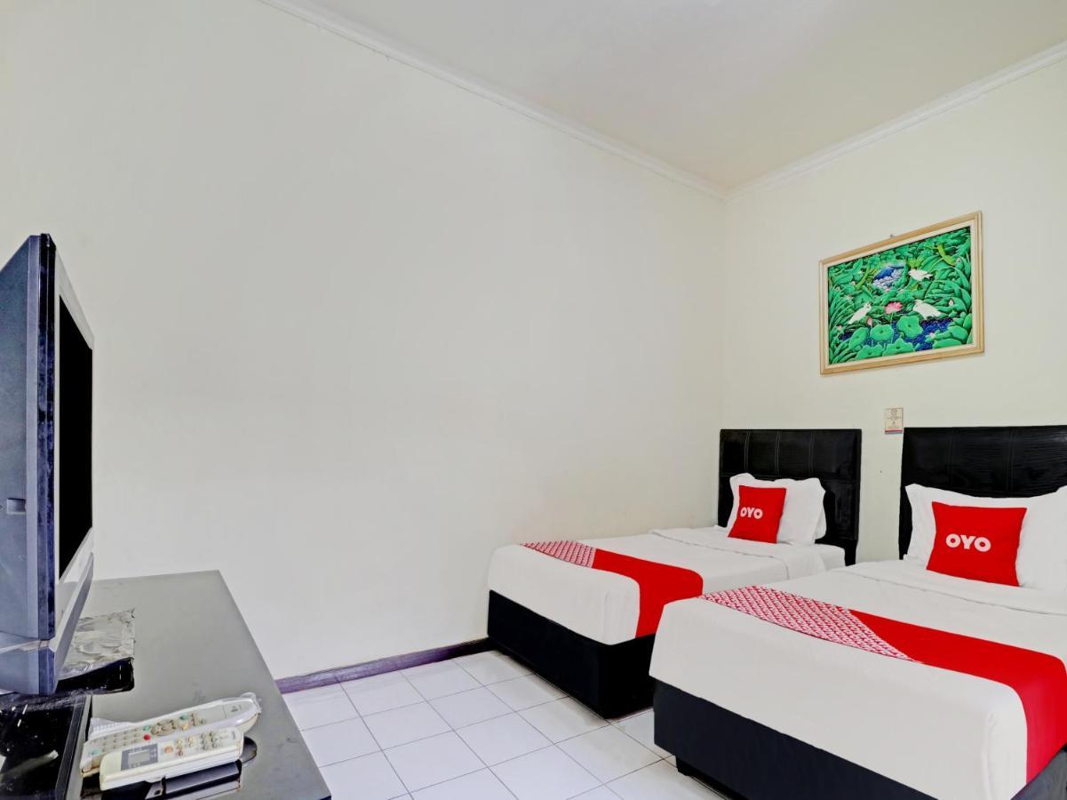 Capital O 90407 Wisma Bahtera Hotel Cirebon Dış mekan fotoğraf