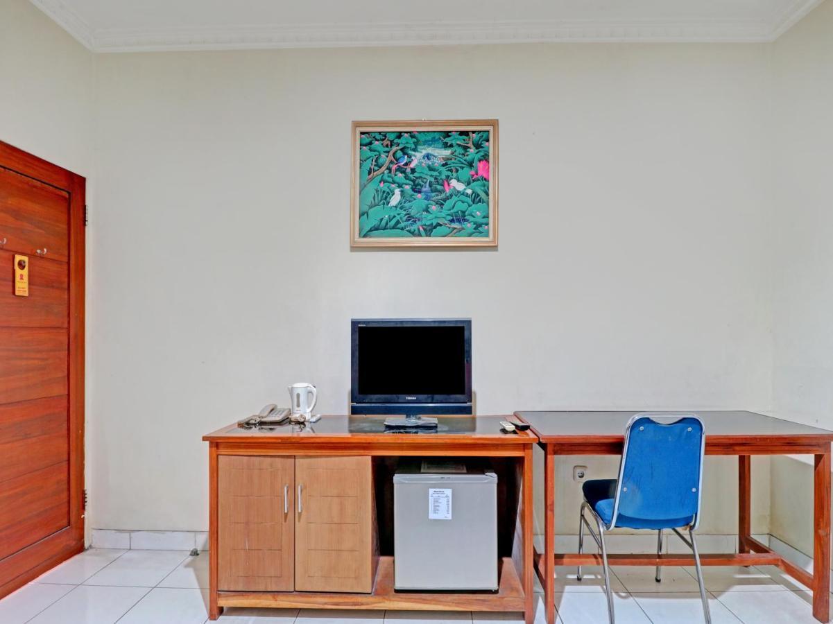 Capital O 90407 Wisma Bahtera Hotel Cirebon Dış mekan fotoğraf