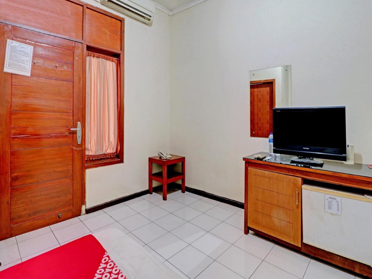 Capital O 90407 Wisma Bahtera Hotel Cirebon Dış mekan fotoğraf